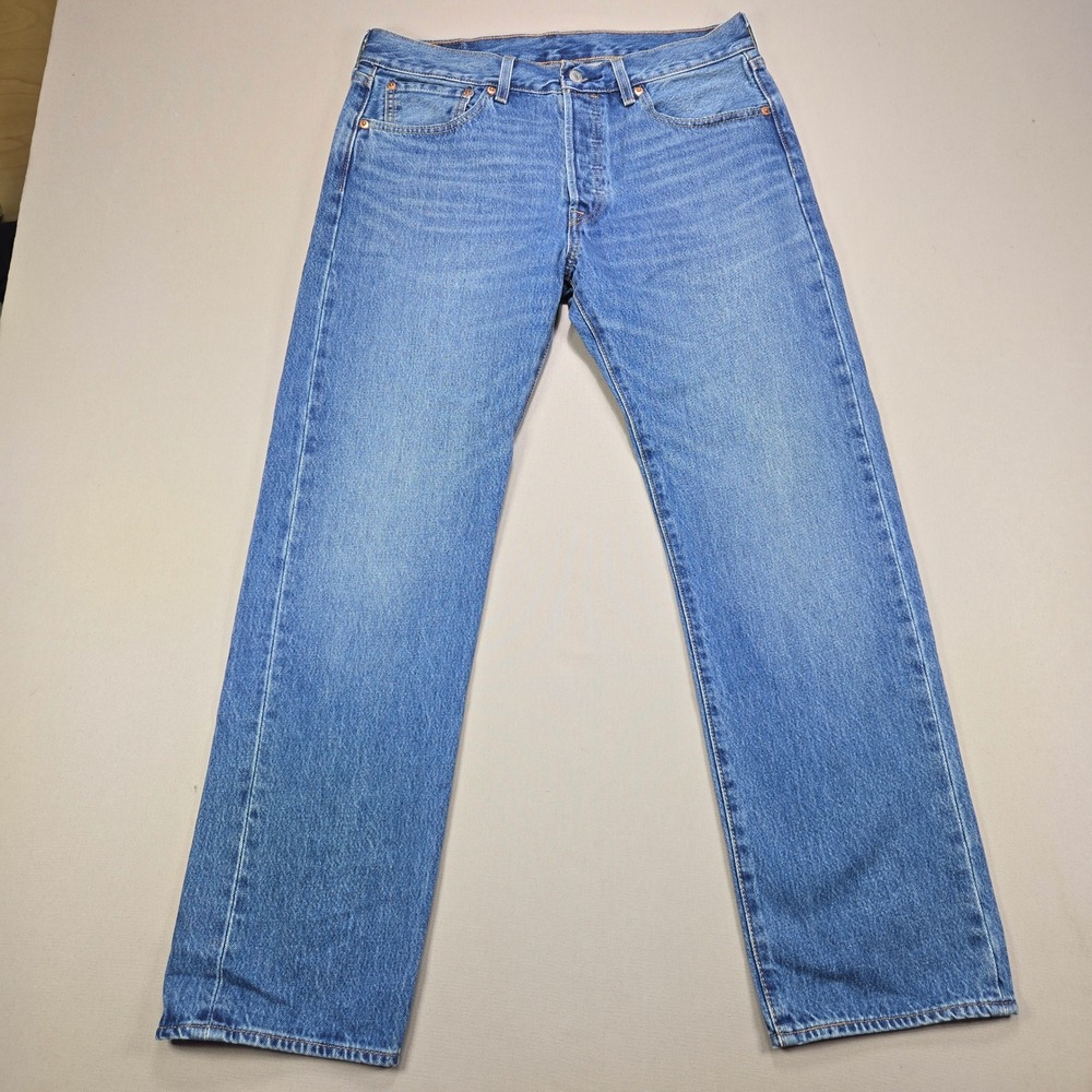 Levi's 501 Jeans Original Fit Straight Leg Medium Wash Blue Mens 32x30